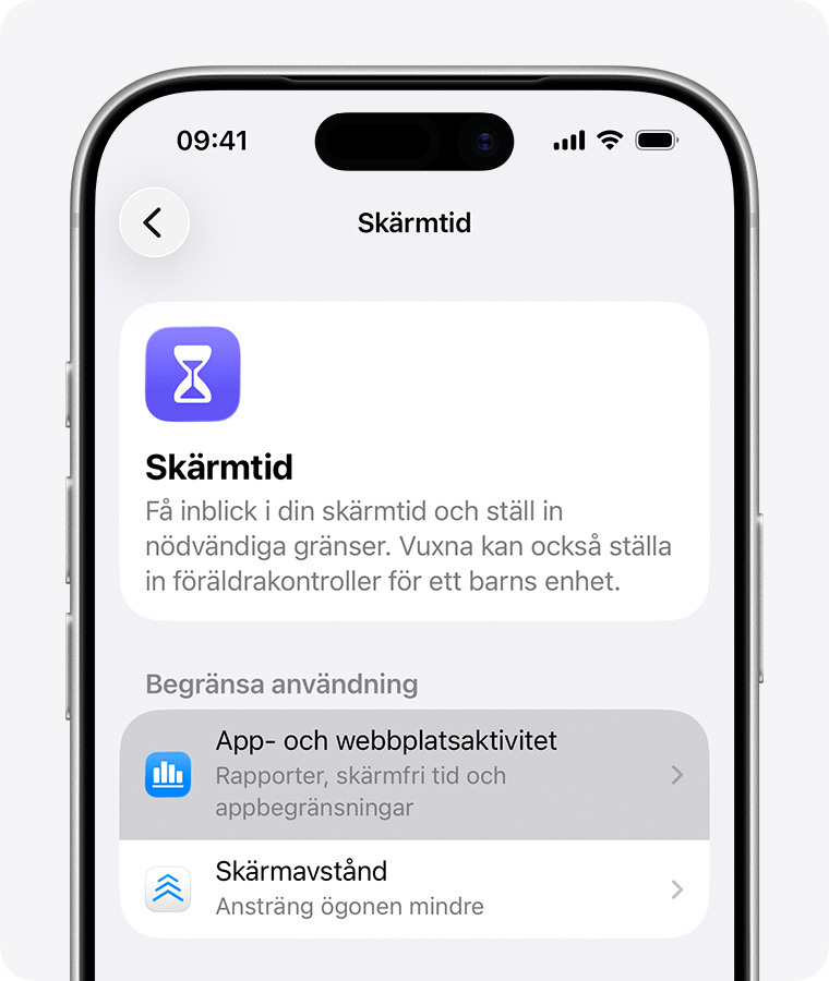 iPhone-skärmen visar inställningen för att aktivera App- och webbplatsaktivitet på ett barns enhet.