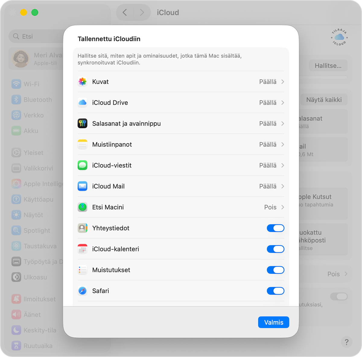 macOS-näyttö, jossa näkyy Tallennettu iCloudiin -valikko. Etsi Macini on tällä hetkellä poissa käytöstä.
