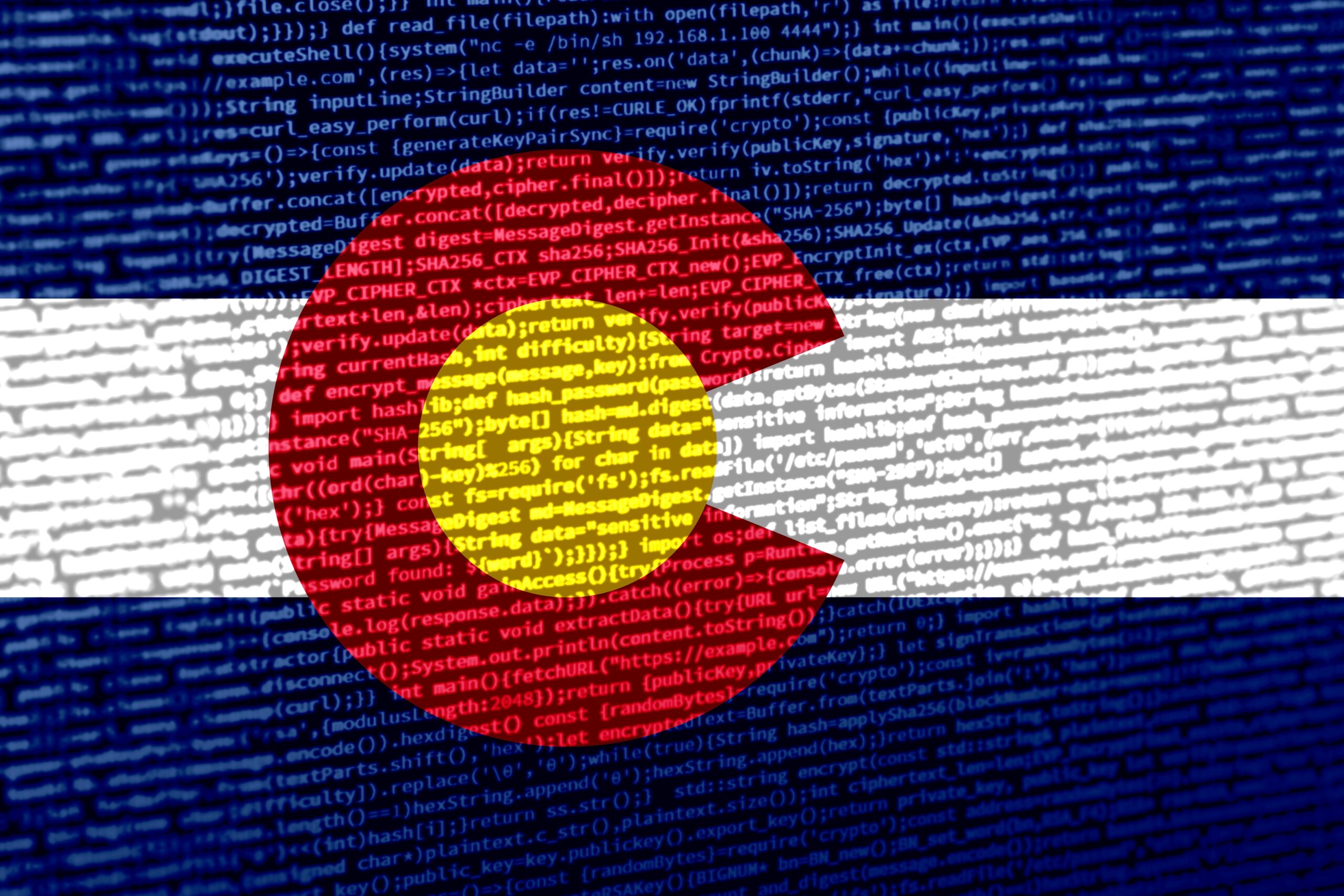 digital,concept,with,the,flag,of,colorado,on,a,tech